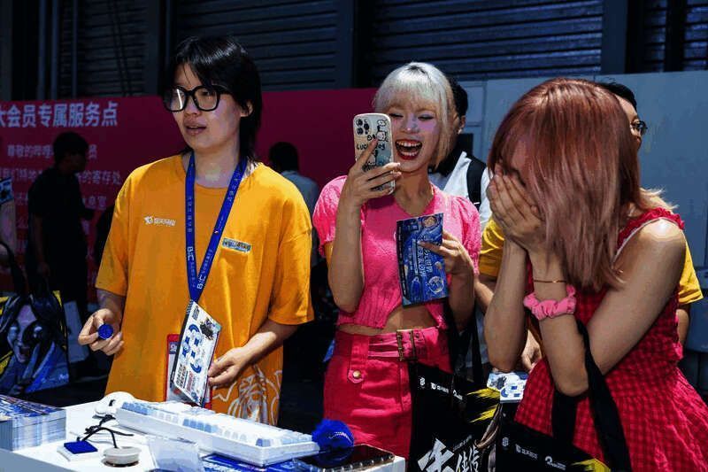 盛天网络2023 ChinaJoy现场欢乐氛围