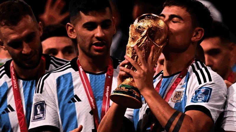 迪巴拉赛场风采图3