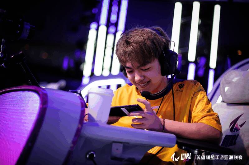 参赛队伍比赛精彩瞬间图片