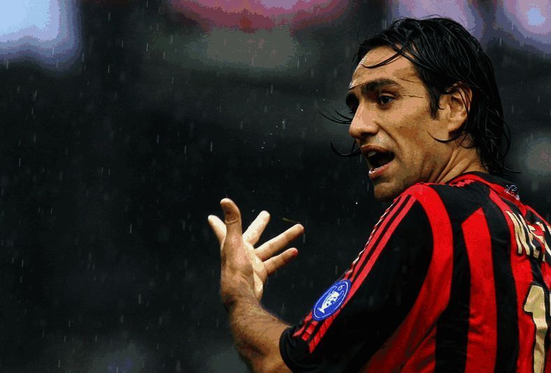 内斯塔相关赛场图片1