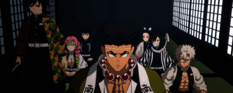 角色立绘展示，炭治郎持刀站立，身后有火焰特效