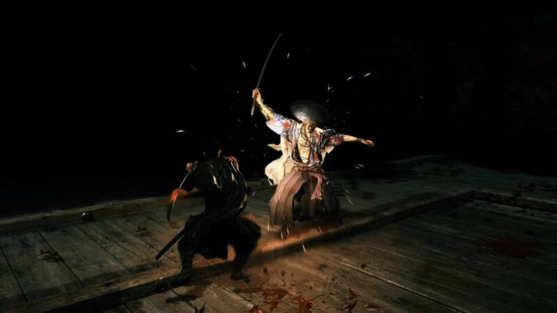 战斗场景展示，两名武士激烈对决，刀光交错，气氛紧张