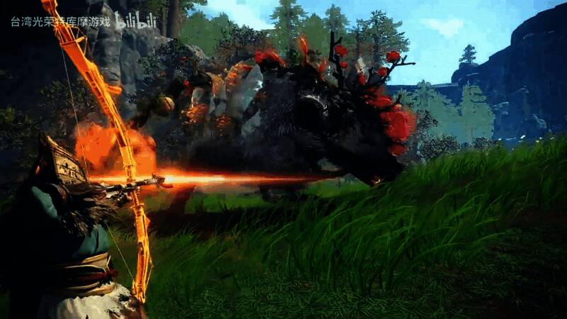 弓武器两种姿态对比展示图,左侧为标准射击形态,右侧为强化蓄力状态