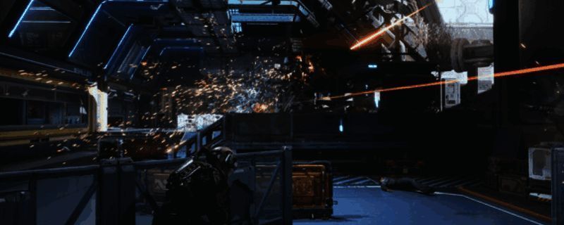 游戏主界面展示,深空战舰与行星背景构成科幻氛围浓厚的画面