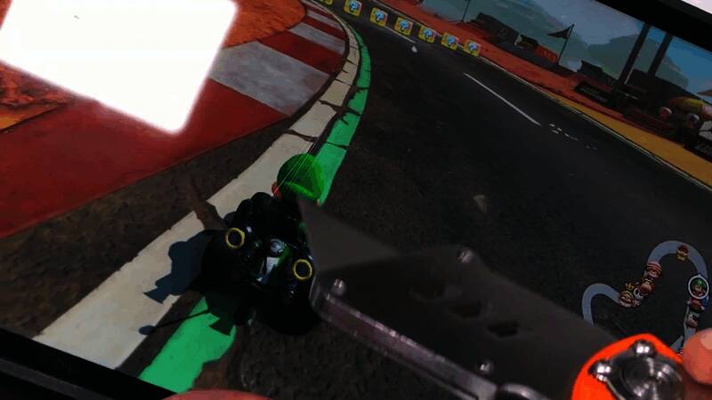 屏幕表面微裂纹的显微级放大观察