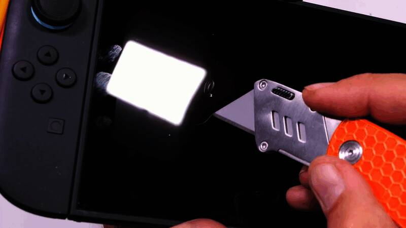 对比初代Switch与Switch 2的内部结构差异