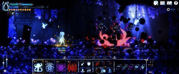 角色使用技能攻击敌人,画面中显示技能名称与冷却状态