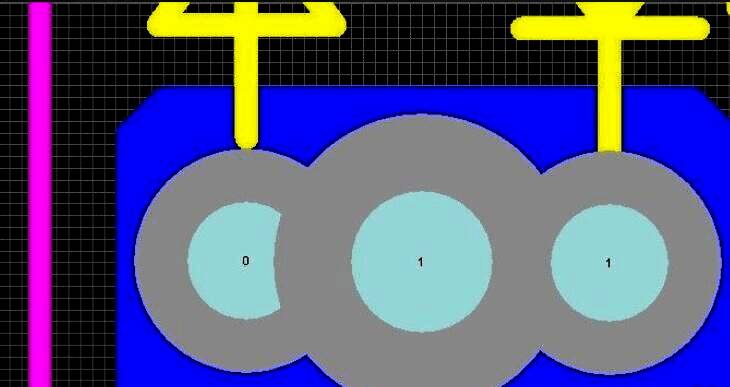 完整铺铜效果展示的PCB板全景视图
