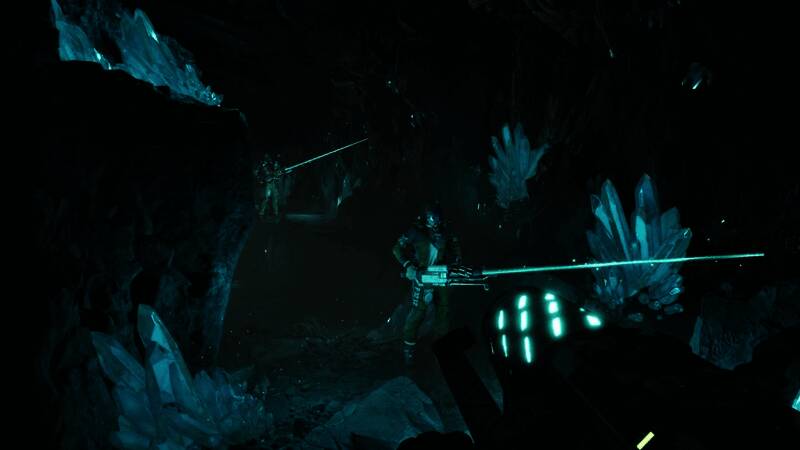 《星际裂变》基地建设与资源采集场景,科技感十足的工业基地