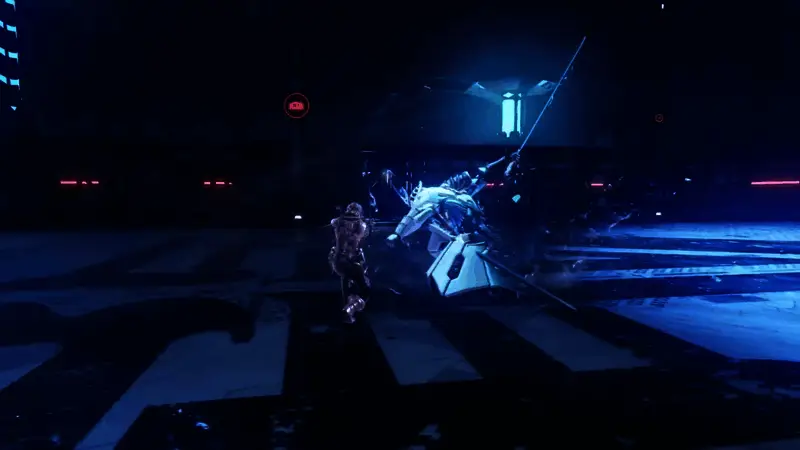 主角腾空劈砍,身后Boss招式破绽显露,动作张力十足