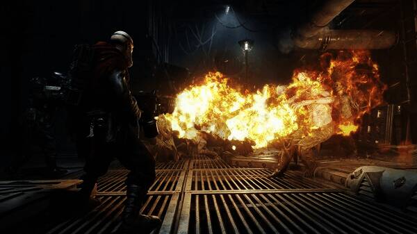 战斗场景截图,角色使用链锯剑斩杀敌人,血雾弥漫