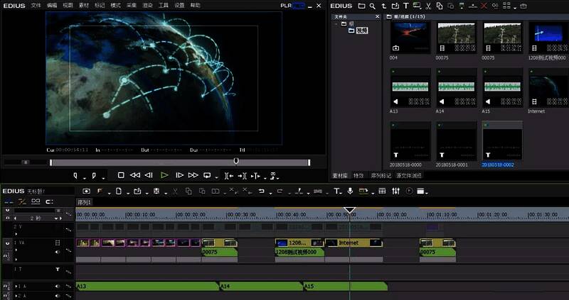 播放头准确停在时间轴某一帧上，视频预览窗口显示当前帧画面
