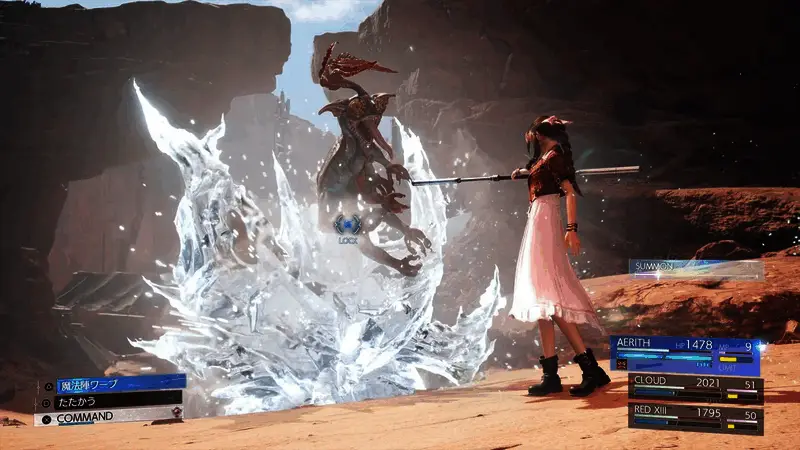 《最终幻想》系列游戏画面,角色在奇幻场景中展开战斗,光影效果华丽